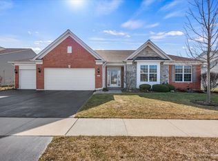 2475 Vista Trl, Elgin, IL 60124