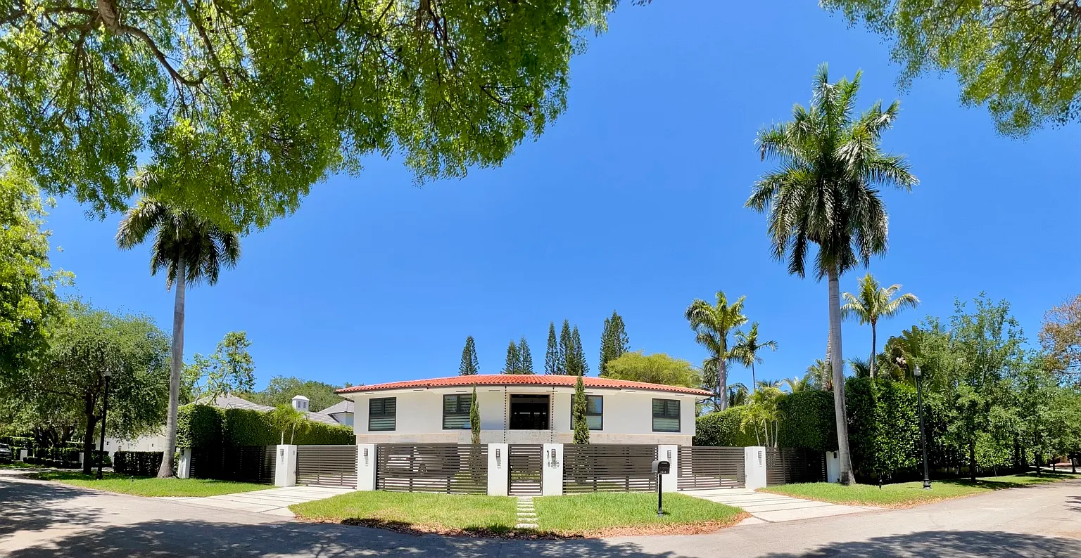 6 bed, 4340 sqft, $28,500 — Photo 3