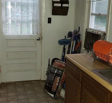 3rd image of 4589 Us Highway 68 W
