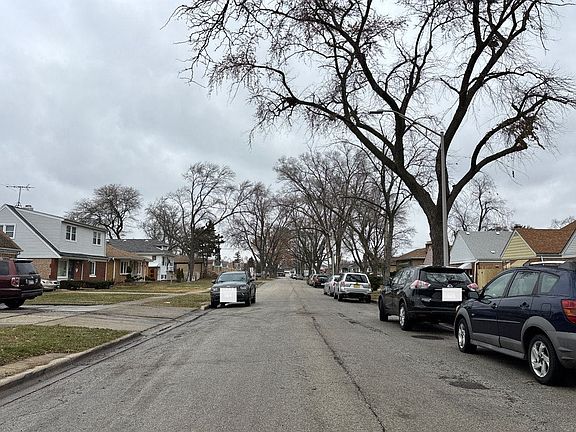 5th image of 411 50th Ave