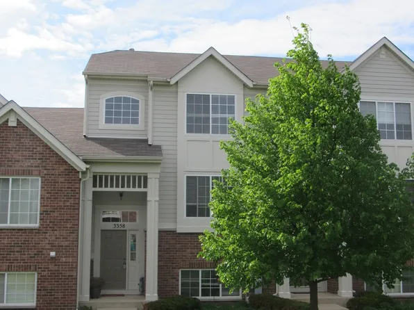 3358 Cameron Dr, Elgin, IL 60124