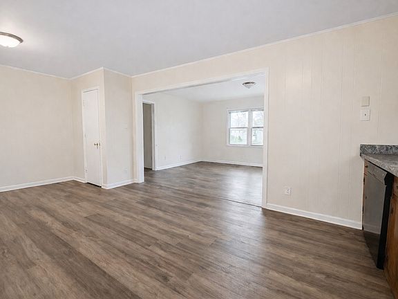 5th image of 1205 Broadus Ave SE