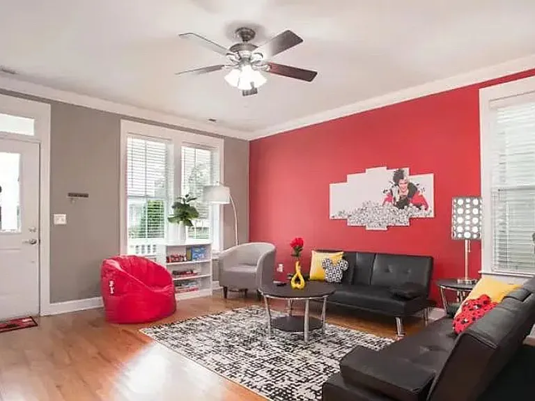 527 Dubois Ct — Photo 10