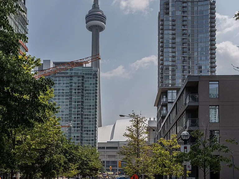 15 Fort York Blvd #710 — Photo 23