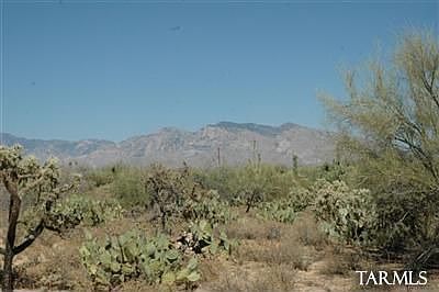 3rd image of 4650 W Placita Madre Isabella