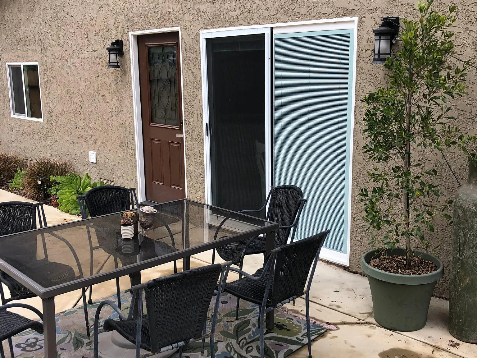 2 bed, 1000 sqft, $3,850 — Photo 2