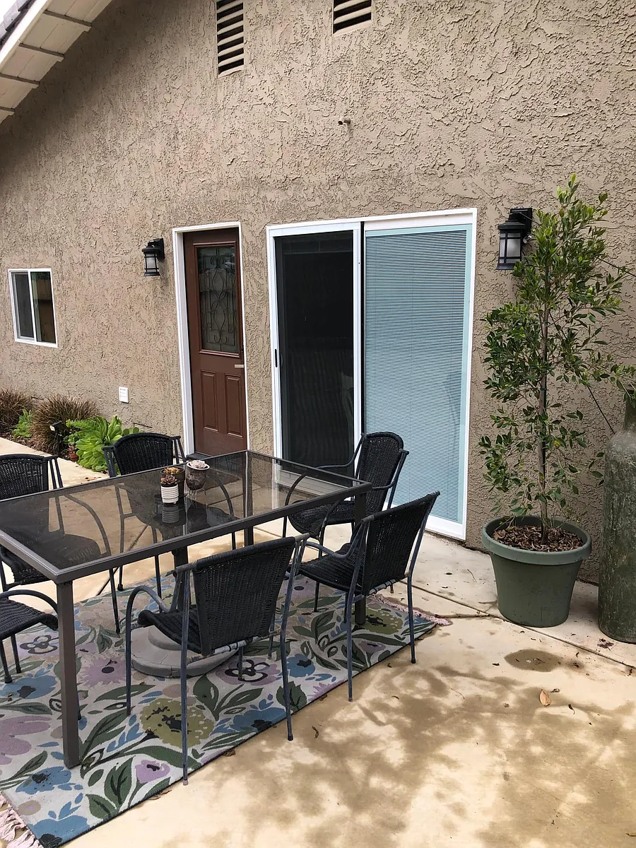Building Photo - 1411 El Cerrito Dr