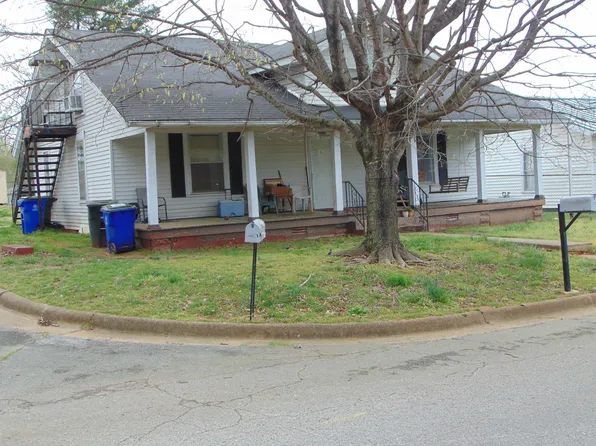 158 N Franklin St, Florence, AL 35630