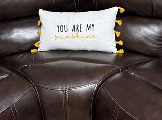 6105 Starbuck Ln, Big Stone Gap, VA 24219