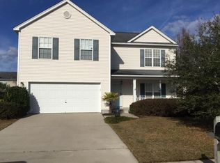 514 Holiday Dr, Summerville, SC 29483