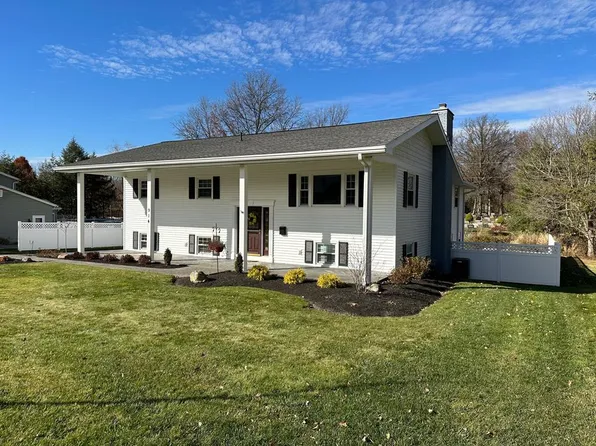 914 Thomas Dr, Ashland, OH 44805