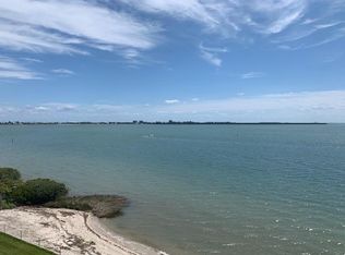 30 Harbour Isle Dr W #PENTHOUSE 3, Fort Pierce, FL 34949