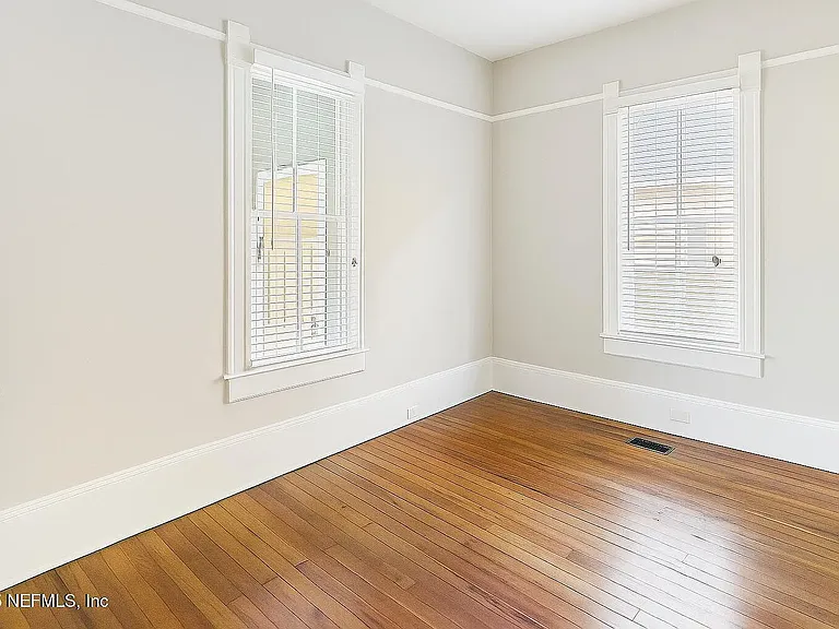 1251 Hubbard St #1 — Photo 9