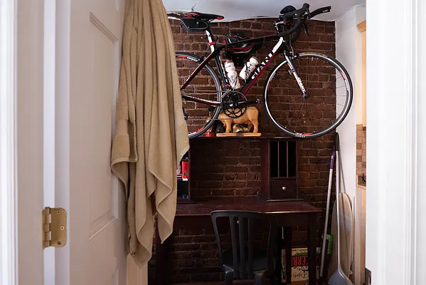 Rented by Urban Real Estate Property Group Inc | media 10