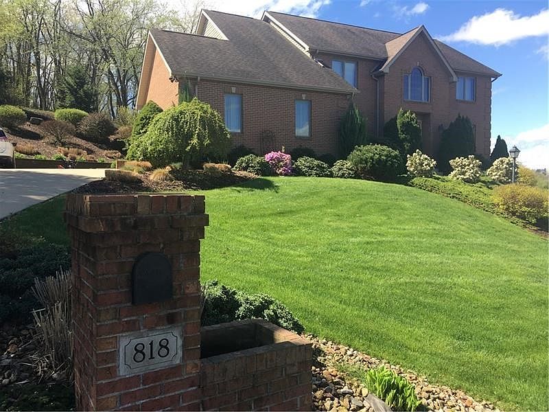 1st image of 818 Rembrandt Cir