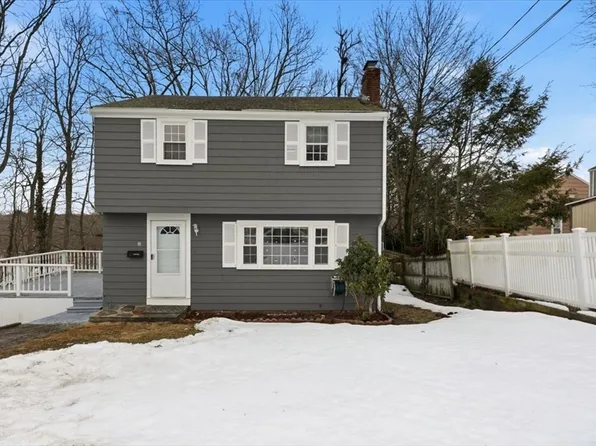 1 Beechmont Ter, Hyde Park, MA 02136