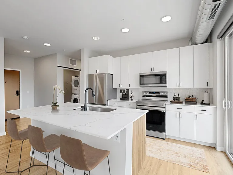 FLATS - Yacht Club | 2 Bedroom
