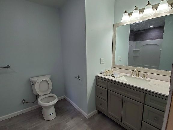2nd image of 517 Susquehanna Ave #3