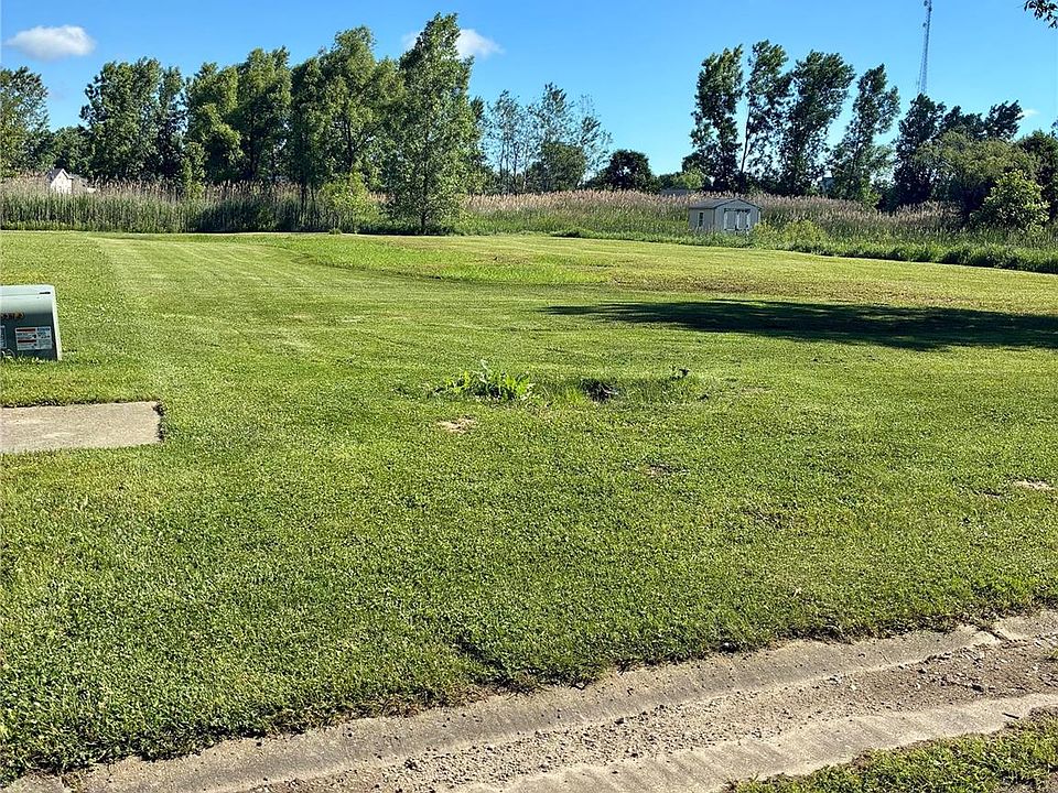 2nd image of 39 Deer Park