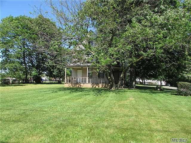 1st image of 635 Wantagh Ave