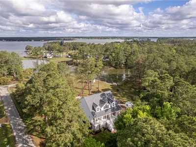 9261 Sylvia Ave, Hayes, VA, 23072