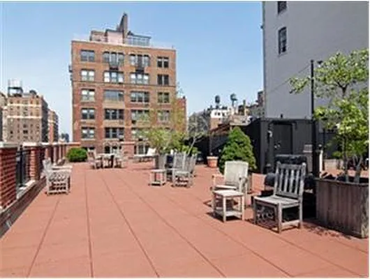 Sold by Douglas Elliman | media 16