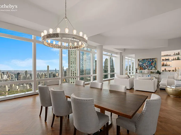 25 Columbus Cir #75CE — Photo 3