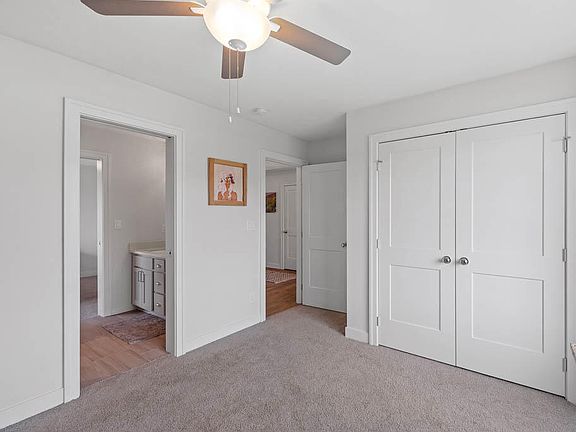 4th image of 528 Wicker Dr