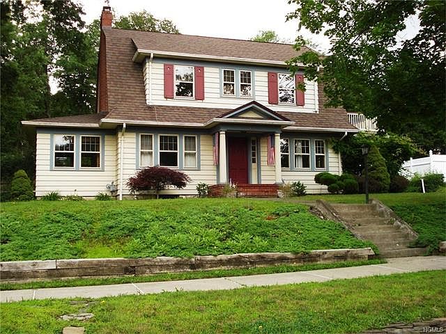 1st image of 19 Lincoln Ave