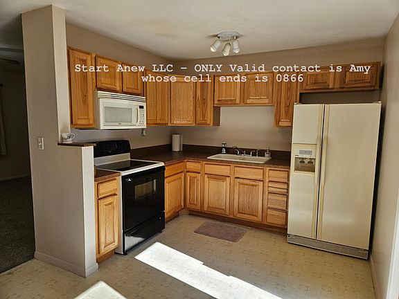 3rd image of 2866 Wyoming Dr