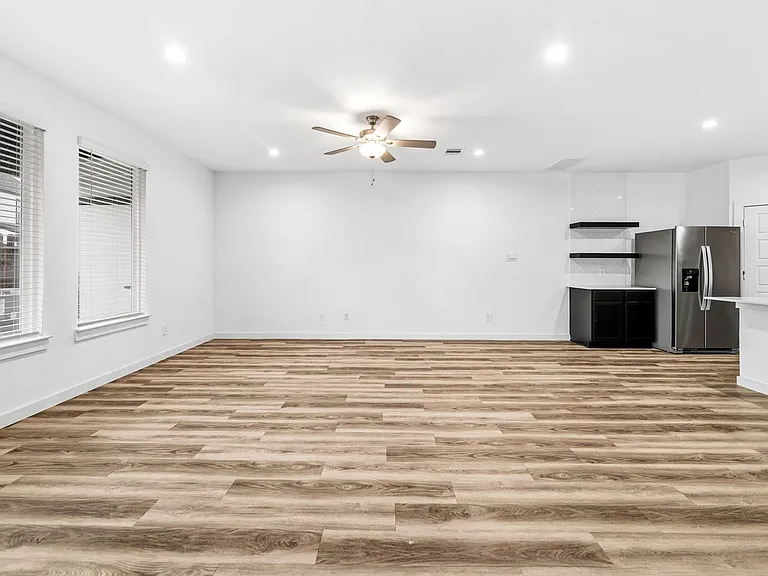 3014 Skyline Mesa Dr — Photo 4