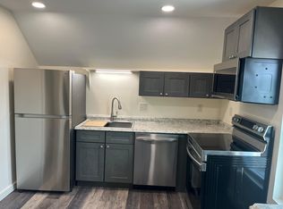 118 Park St #6, Springfield, VT 05156