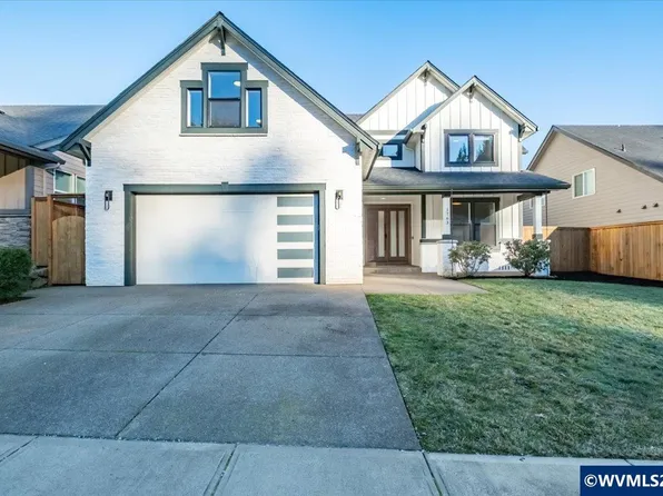 1763 York Butte Ave SE, Salem, OR 97306