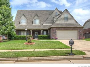 9819 E 92nd St N, Owasso, OK 74055
