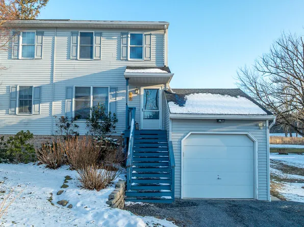 95 Park Ave, Danville, PA 17821