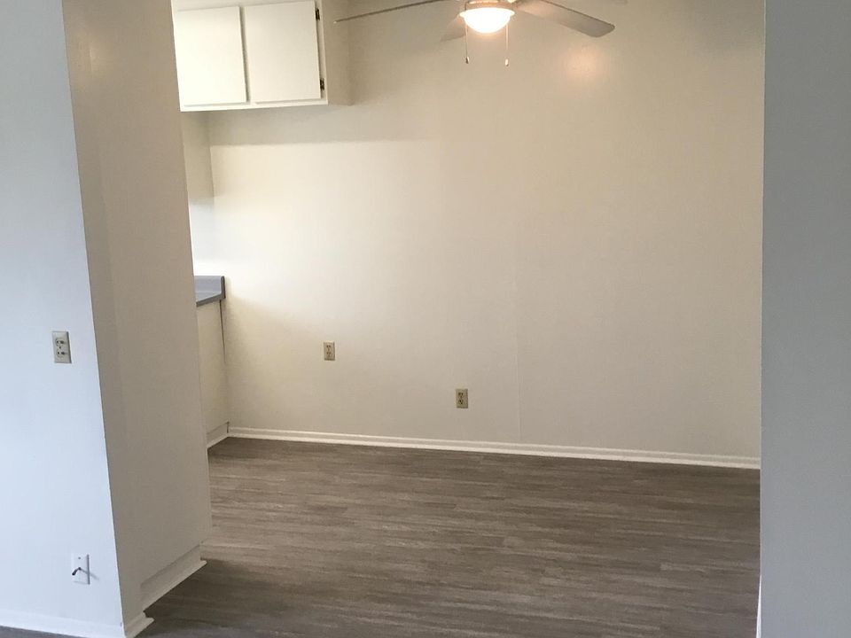 1st image of 1615 W Alameda Ave #210