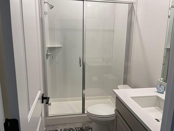 5th image of 2882 Tacoma Dr