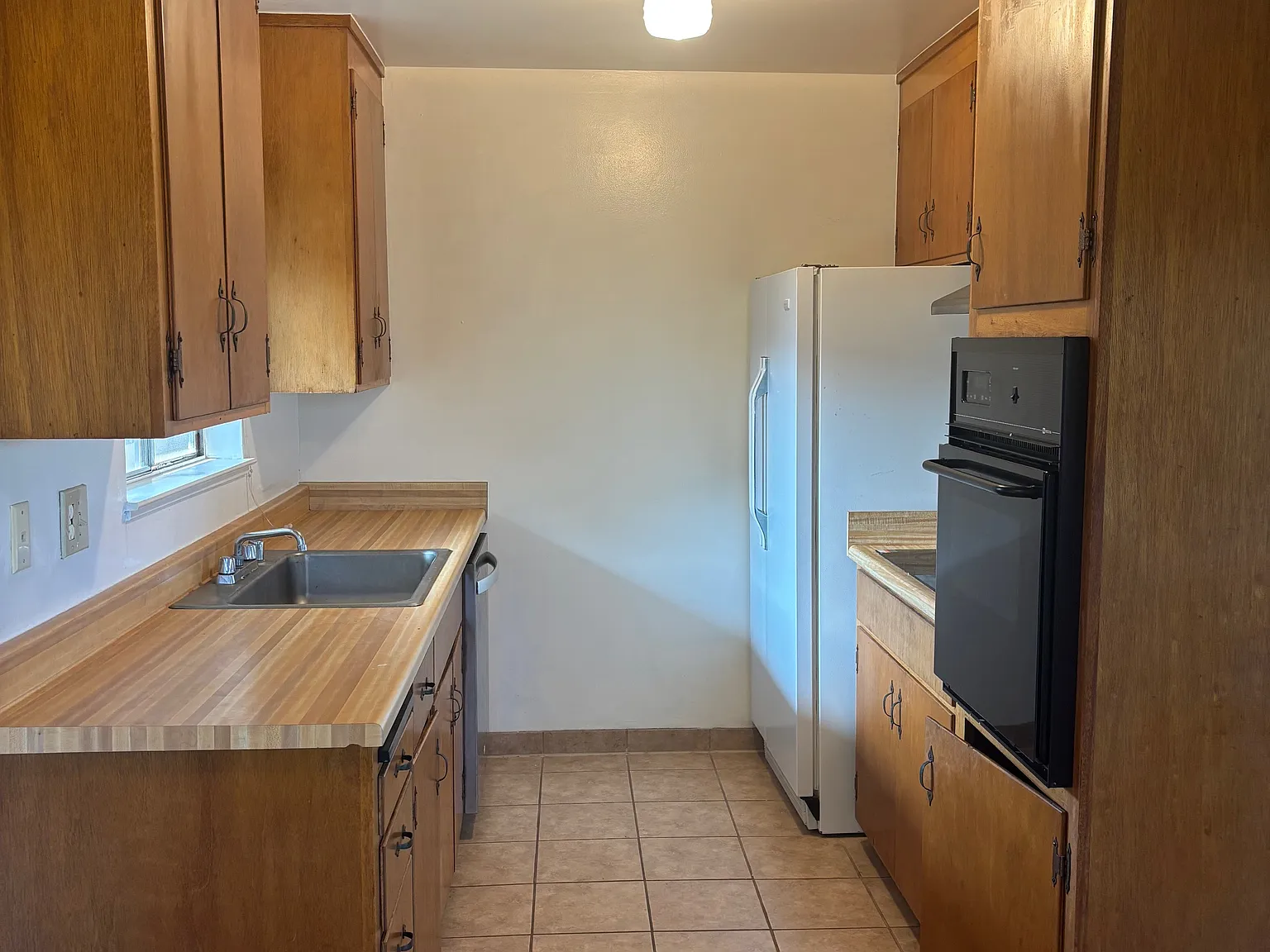 385 Curtner Ave — Photo 4