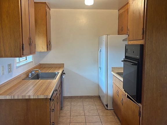 4th image of 385 Curtner Ave