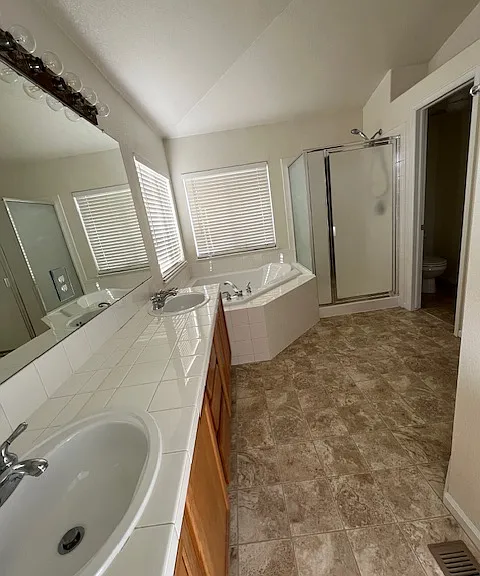 12753 Dexter Ct — Photo 18