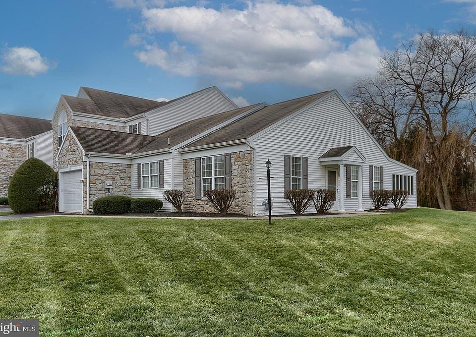 1st image of 641 Springhouse Ln