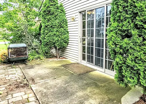 1901 Lillian Dr Photo 1