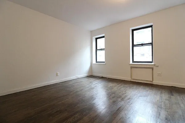 Rented by Compass | media 6