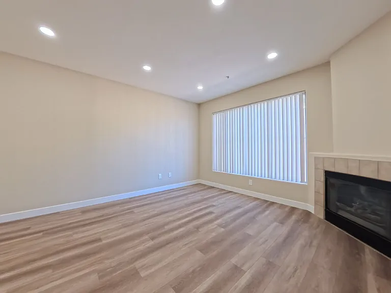 7151 S Durango Dr #213 — Photo 3