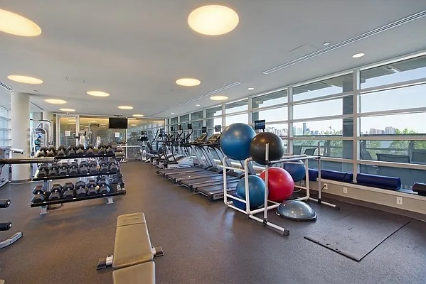 Rented by Manhattan Spaces | media 26