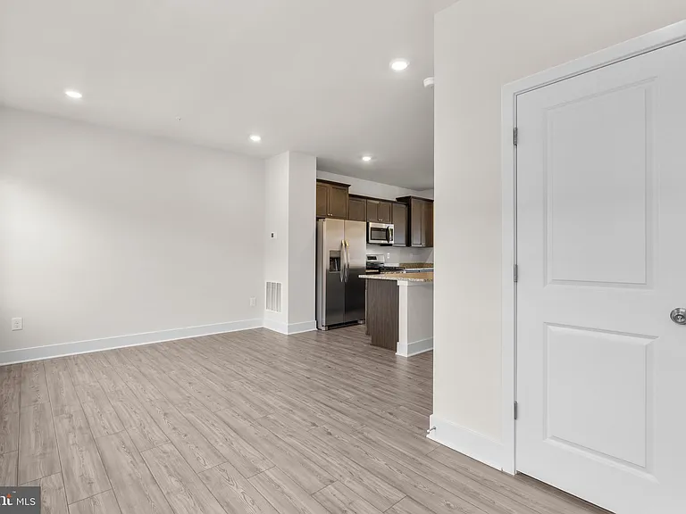 1826 Parham Way — Photo 16