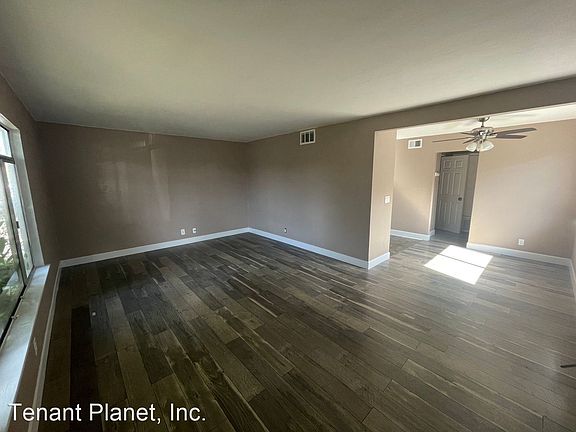 3rd image of 3389 Agate Dr