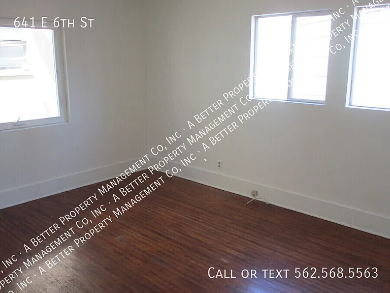 641 E 6th St — Photo 13