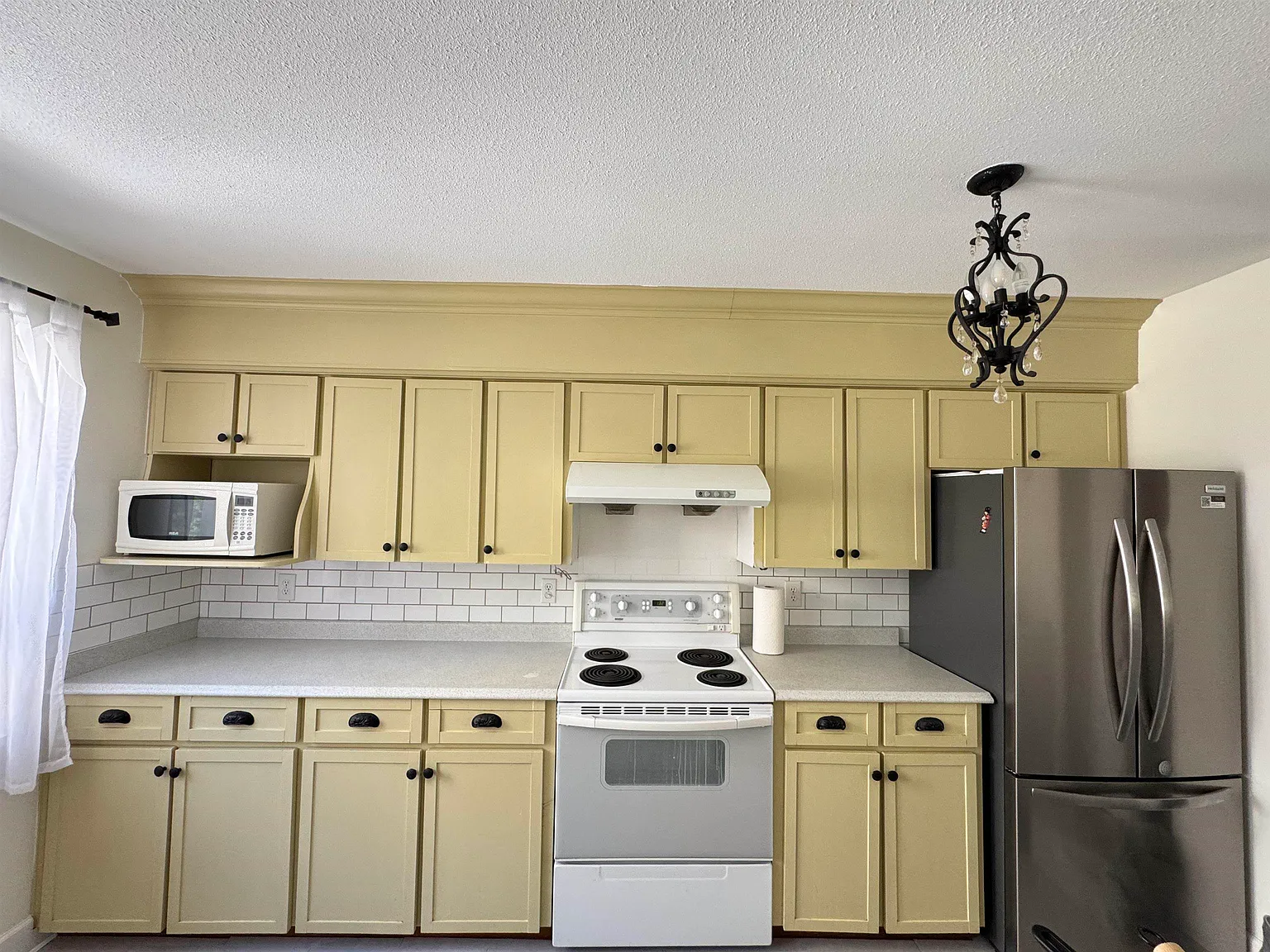 4 bed, 1470 sqft, $3,500 — Photo 4