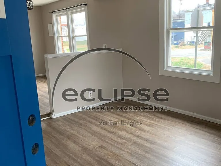 202 N Main St #3 — Photo 2